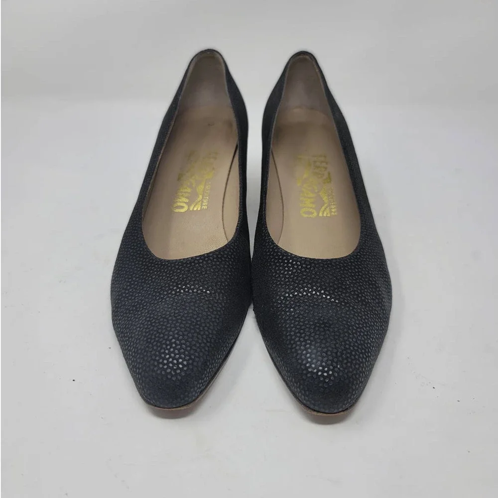 Salvatore Ferragamo Pump Size 8.5 Pointed Toe Block Low Heel Slip On Shoes Black